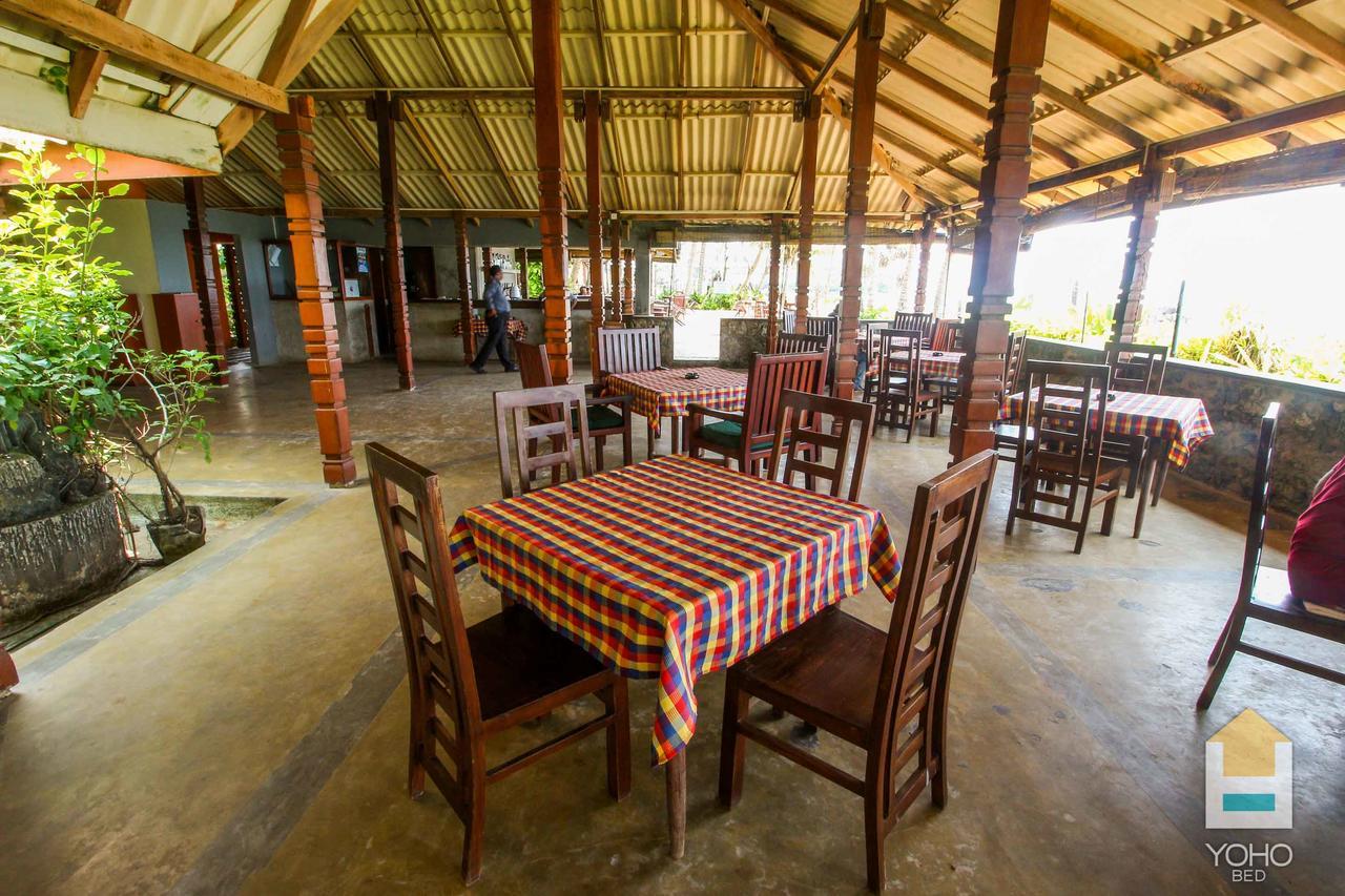 Yoho Rivi Ras Hotel Dehiwala-Mont Lavinia Extérieur photo